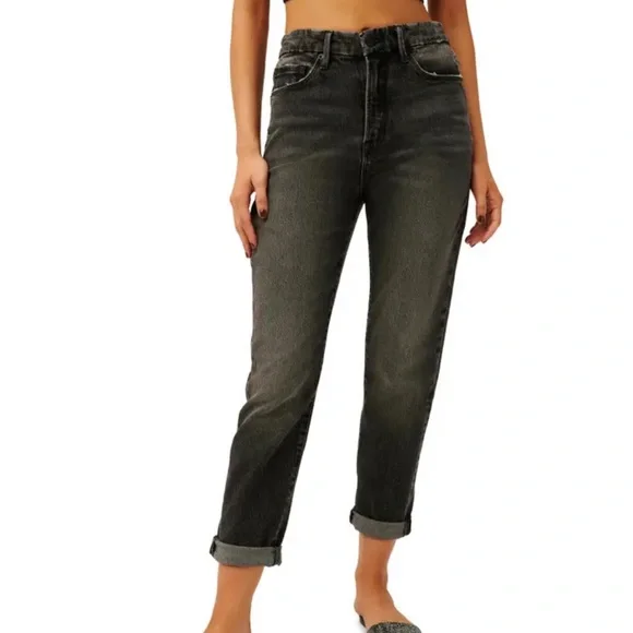 NWT Good American Good Girlfriend High Black217 Tapered-Leg High-Rise Jeans - Picture 3 of 10